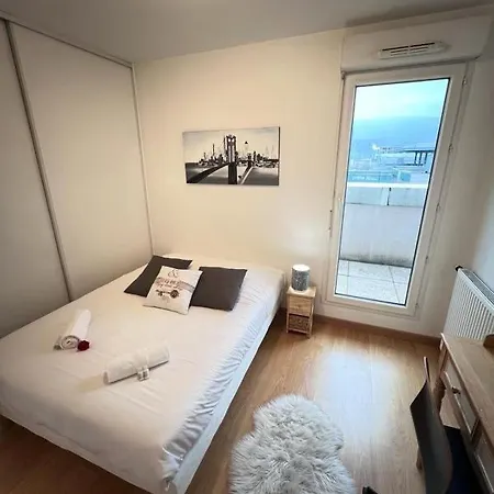 Appartamento Standing, Balcon Avec Vue, Clim, Tt Equipe Confort